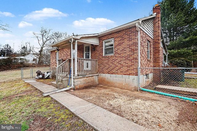 5010 BULL RD, Dover, PA 17315