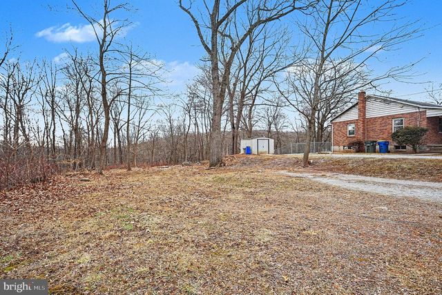 5010 BULL RD, Dover, PA 17315