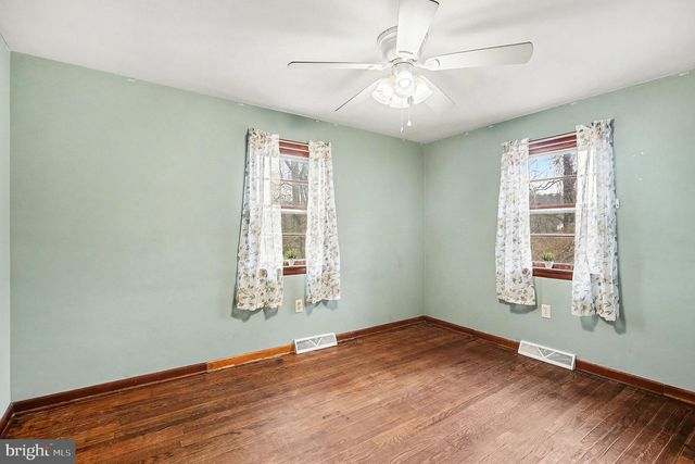 5010 BULL RD, Dover, PA 17315