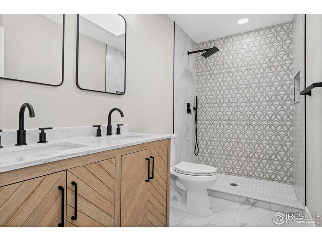 4601 Sunvalley Dr, Loveland, CO 80538