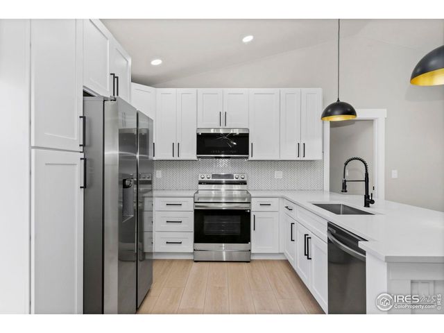 4601 Sunvalley Dr, Loveland, CO 80538