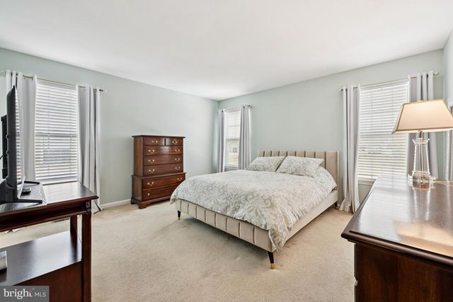 713 CHICKORY TRL, Mullica Hill, NJ 08062