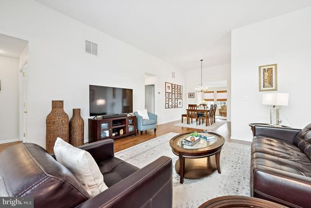 713 CHICKORY TRL, Mullica Hill, NJ 08062