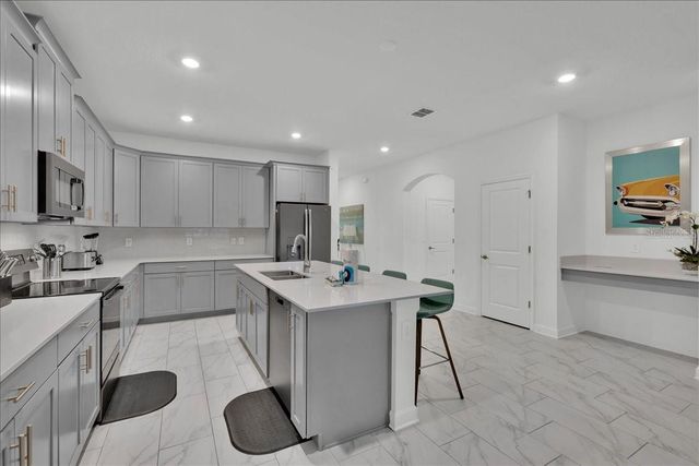 9239 SOMMERSET HILLS DRIVE, Davenport, FL 33896