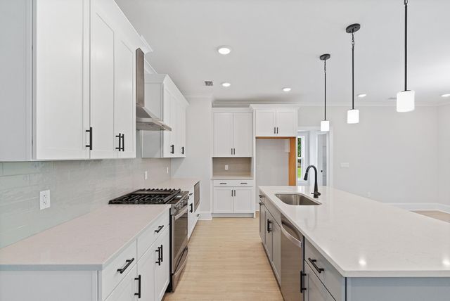 197 J HUNTER'S WAY N Way Lot 29, Freeport, FL 32439