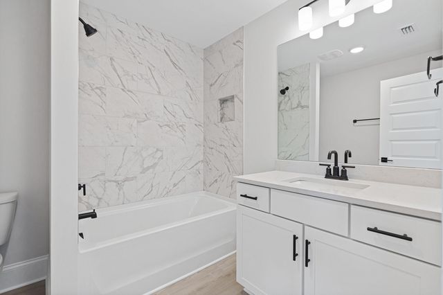 197 J HUNTER'S WAY N Way Lot 29, Freeport, FL 32439