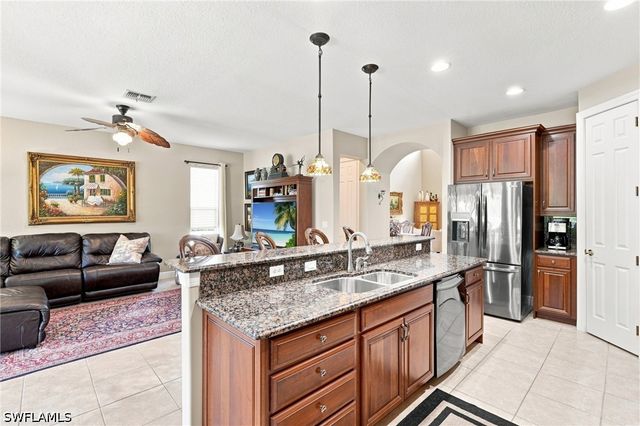 19600 Maddelena CIR, Estero, FL 33967