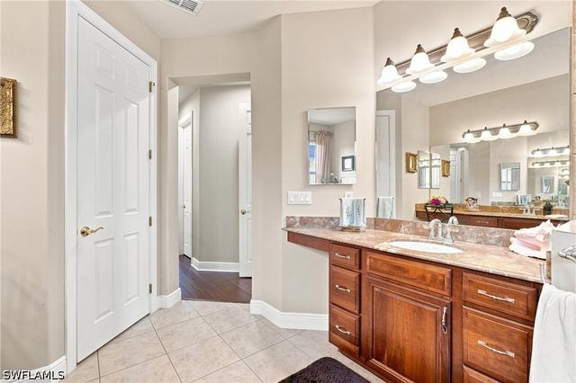 19600 Maddelena CIR, Estero, FL 33967