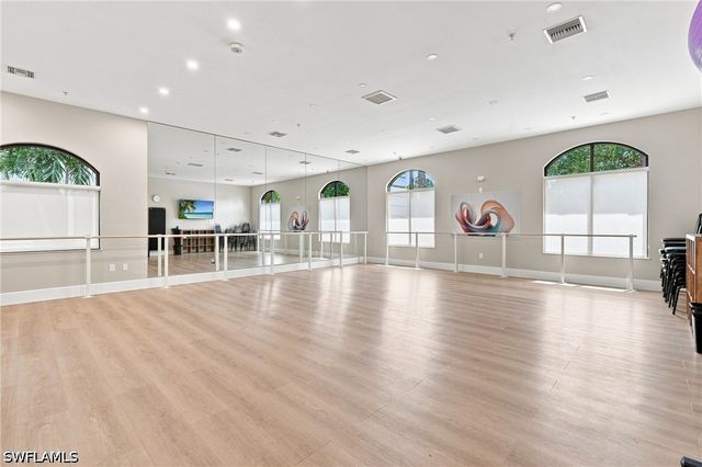 19600 Maddelena CIR, Estero, FL 33967
