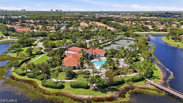19600 Maddelena CIR, Estero, FL 33967