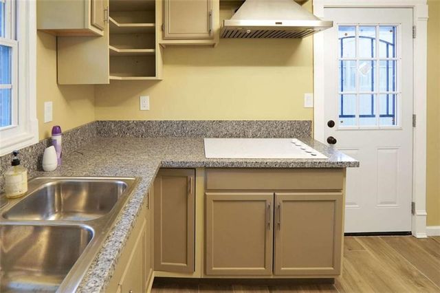 1083 Grace Drive, Forest Park, GA 30297