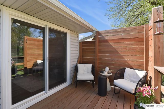 9332 Redman Circle, Omaha, NE 68134