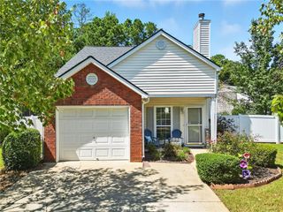1057 Daventry Crossing, Woodstock, GA 30188