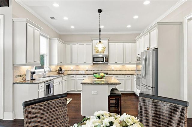 160 Chaffin Road, Roswell, GA 30075