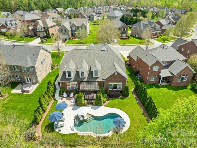 8416 Fairgreen Avenue, Waxhaw, NC 28173