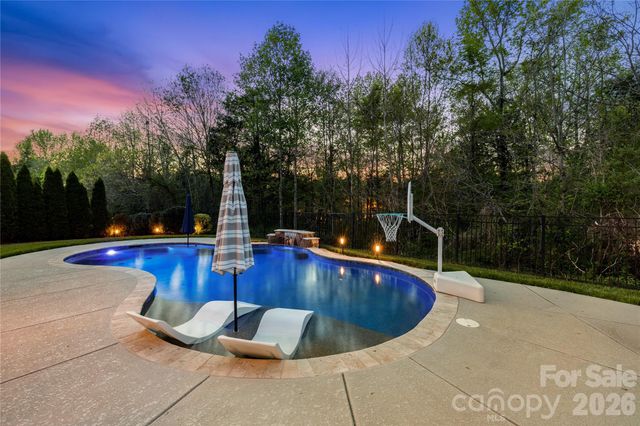 8416 Fairgreen Avenue, Waxhaw, NC 28173