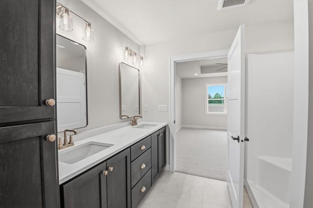 2806 STELOR DRIVE, Green Bay, WI 54311