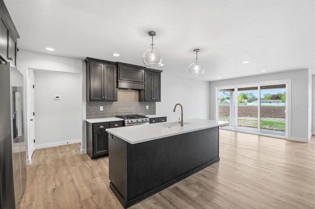 2806 STELOR DRIVE, Green Bay, WI 54311