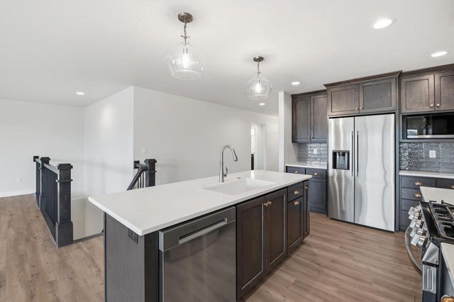 2806 STELOR DRIVE, Green Bay, WI 54311