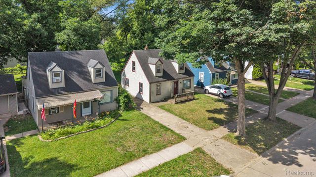 26005 Currier Street, Dearborn Heights, MI 48125