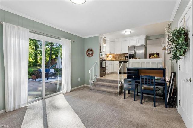 59 Huxley PL, Newport News, VA 23606