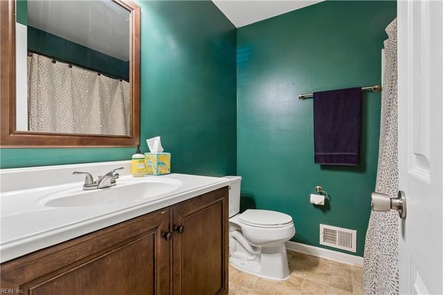 59 Huxley PL, Newport News, VA 23606