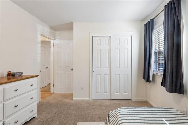 59 Huxley PL, Newport News, VA 23606