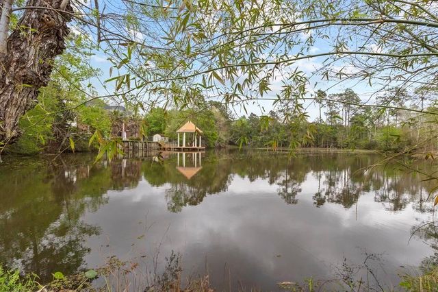 1801 Cub Trail, Orange, TX 77632