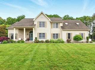54 Rachael Terrace, Westfield, MA 01085