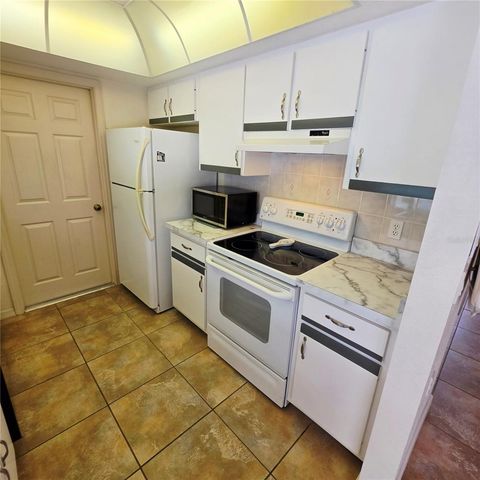 18563 FORT SMITH CIRCLE, Port Charlotte, FL 33948