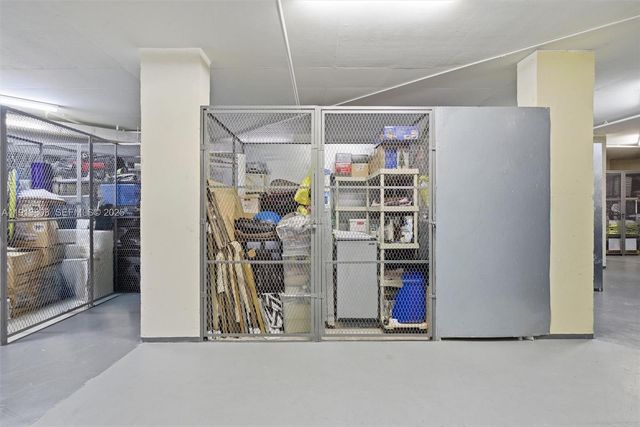 888 Brickell Key Dr 1903, Miami, FL 33131