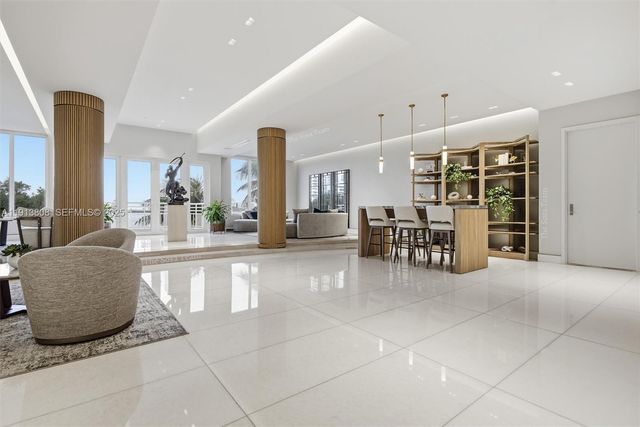 888 Brickell Key Dr 1903, Miami, FL 33131