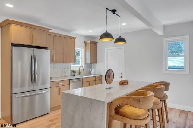 12 Enfield Ave, Montclair Twp., NJ 07042