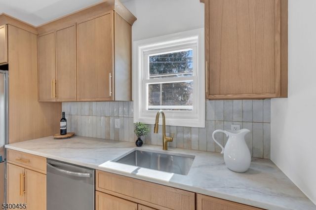 12 Enfield Ave, Montclair Twp., NJ 07042