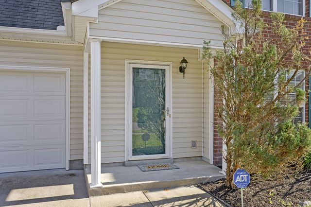 7464 Maggie Dr, Antioch, TN 37013