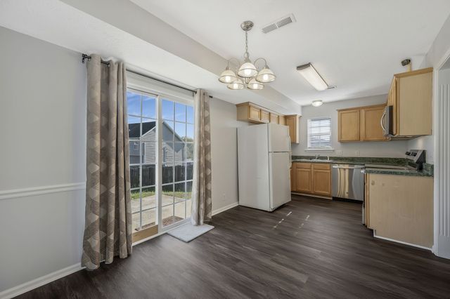 7464 Maggie Dr, Antioch, TN 37013