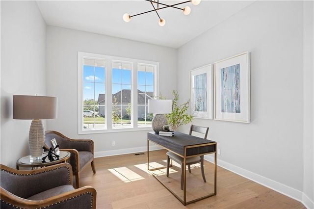 22015 W 80th Terrace, Shawnee, KS 66220