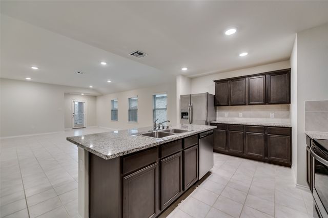 1302 Meadow Creek Drive, Princeton, TX 75407