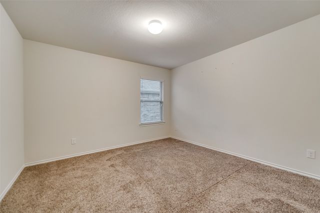 1302 Meadow Creek Drive, Princeton, TX 75407