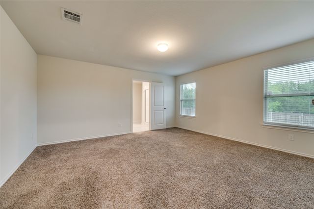 1302 Meadow Creek Drive, Princeton, TX 75407