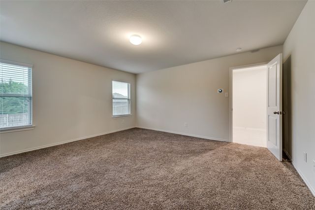 1302 Meadow Creek Drive, Princeton, TX 75407