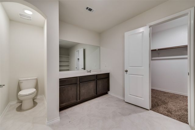 1302 Meadow Creek Drive, Princeton, TX 75407