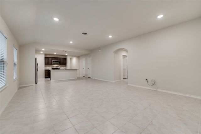1302 Meadow Creek Drive, Princeton, TX 75407