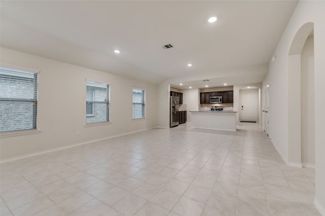 1302 Meadow Creek Drive, Princeton, TX 75407