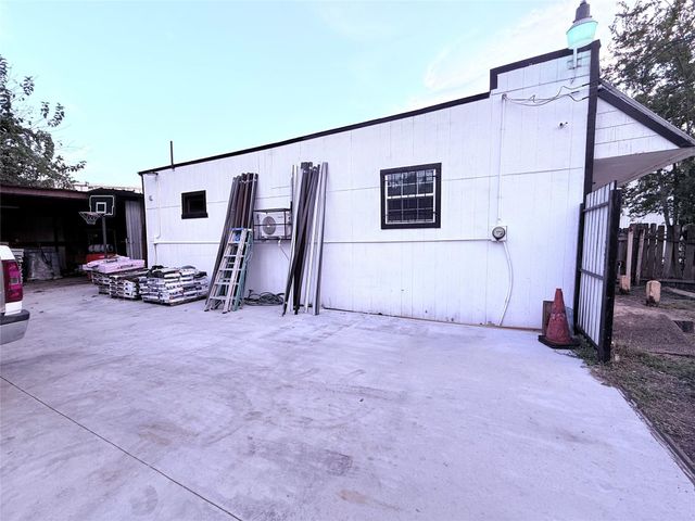 6325 Cullen Boulevard, Houston, TX 77021