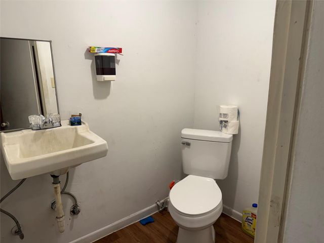 6325 Cullen Boulevard, Houston, TX 77021