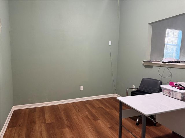 6325 Cullen Boulevard, Houston, TX 77021