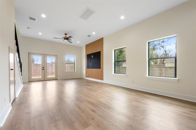 1113 Danube Street, Houston, TX 77051