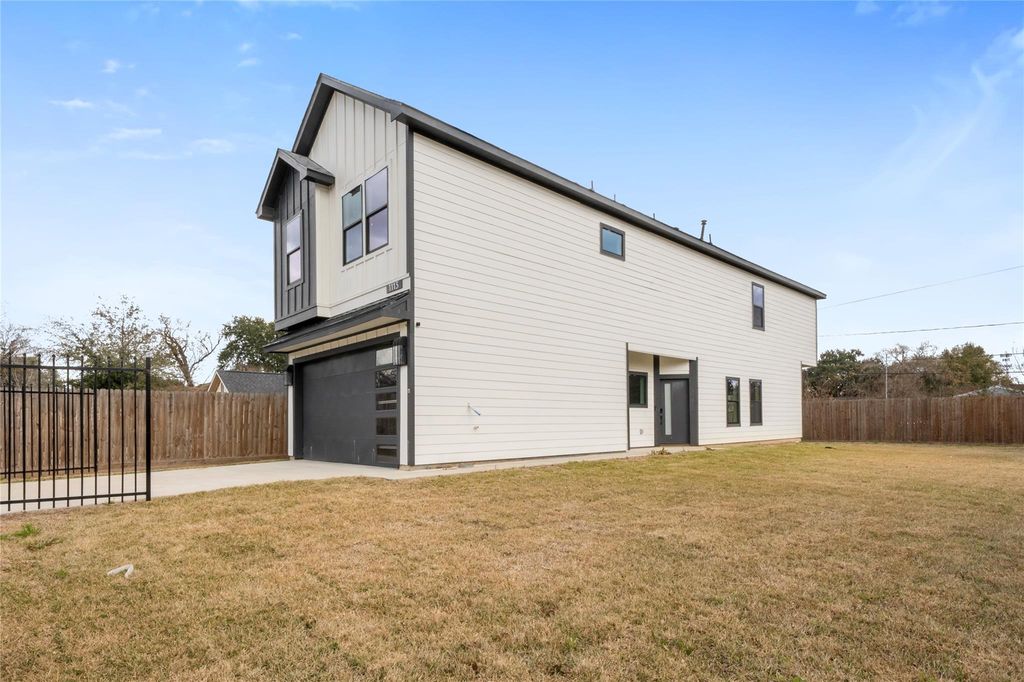 1113 Danube Street, Houston, TX 77051