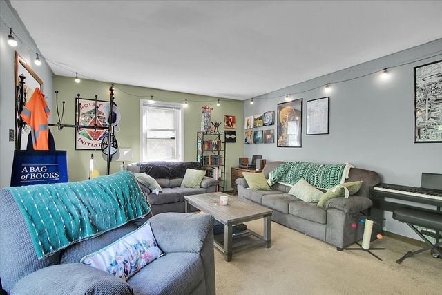 703 Oakland Avenue, Joliet, IL 60435